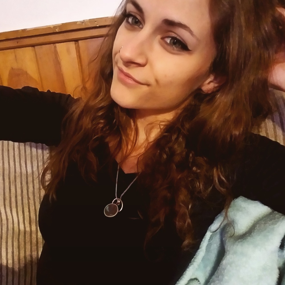 Meet your Posher, Abigail